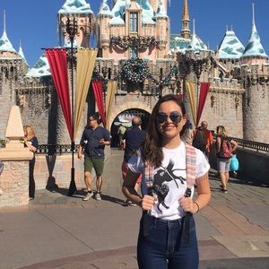 Meet your posher, Cassie